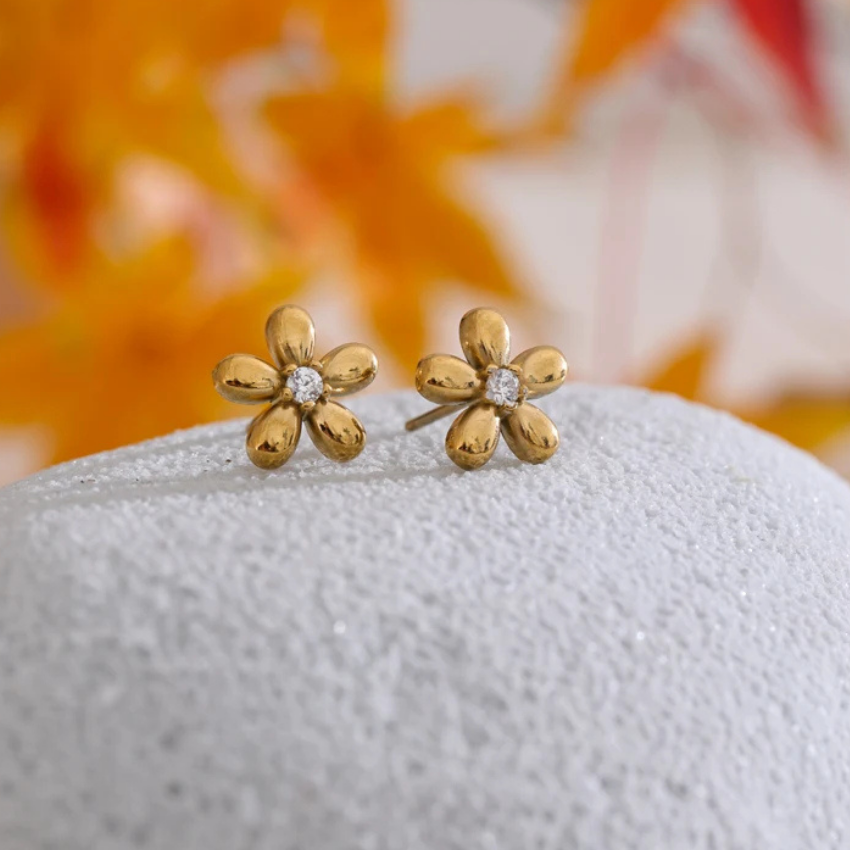 Stainless Steel Zirconia Flower Stud Earrings