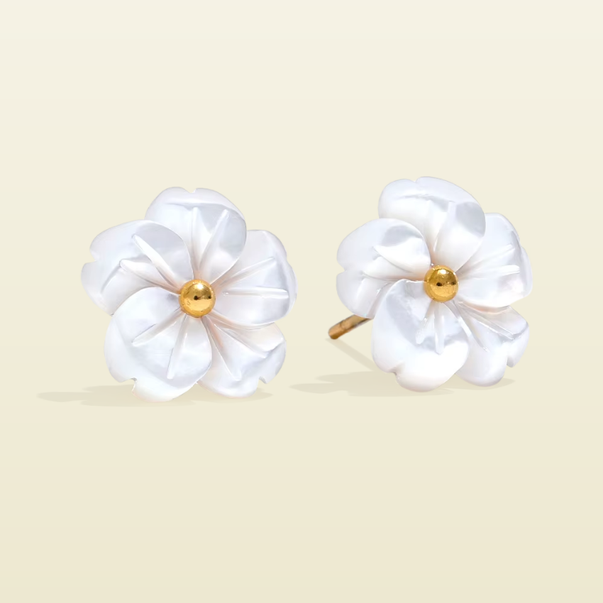 Natural Shell Flower Stud Earrings for Women